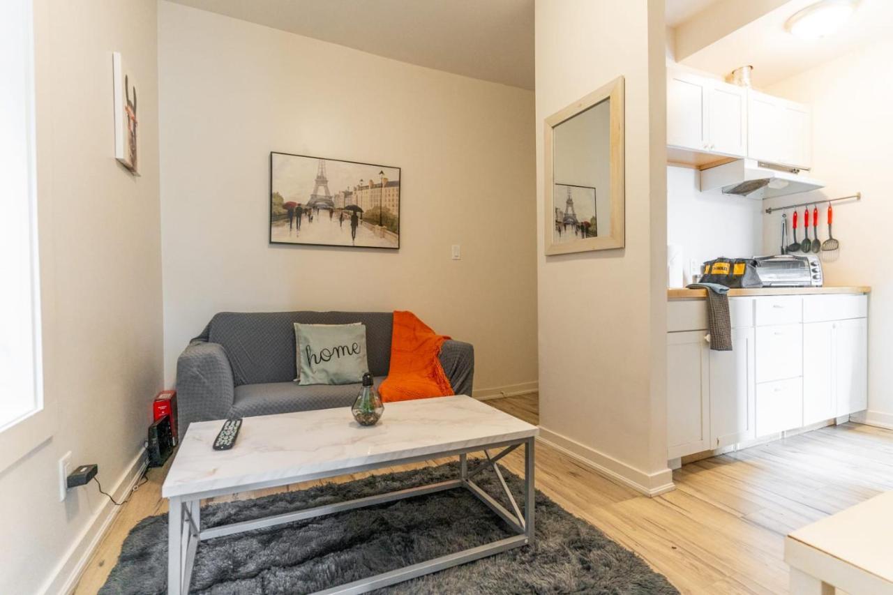 Modern 1 Bedroom Apartment With In-Suite Laundry Hamilton Exterior foto